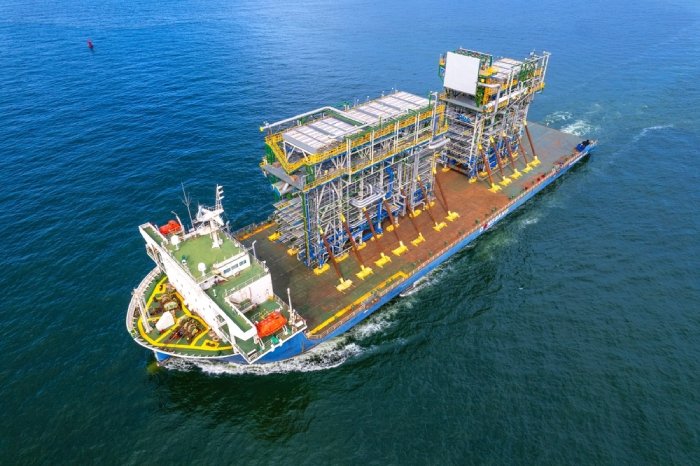 Ocean and sea freight